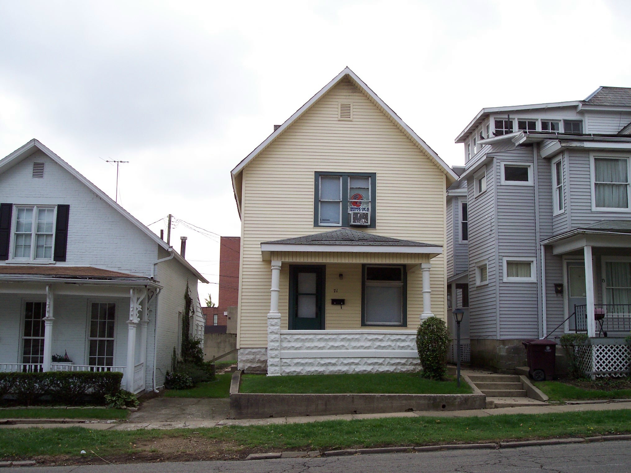 Property main image